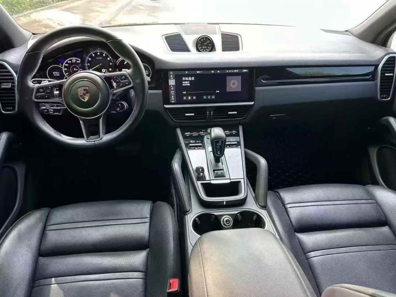 枣庄20年保时捷卡宴4