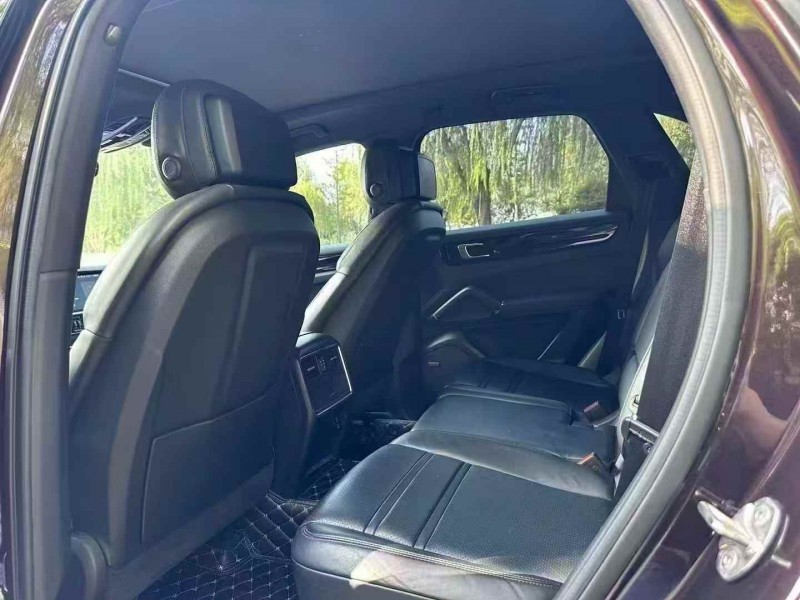 枣庄20年保时捷卡宴6