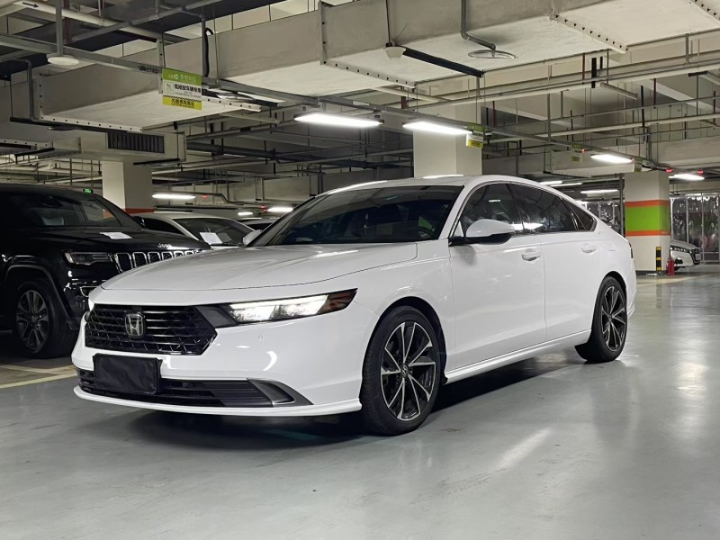 成都23年本田雅阁5