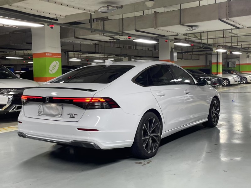 成都23年本田雅阁9