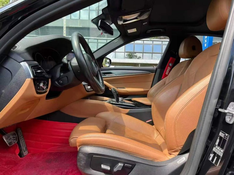 东莞19年宝马5系5