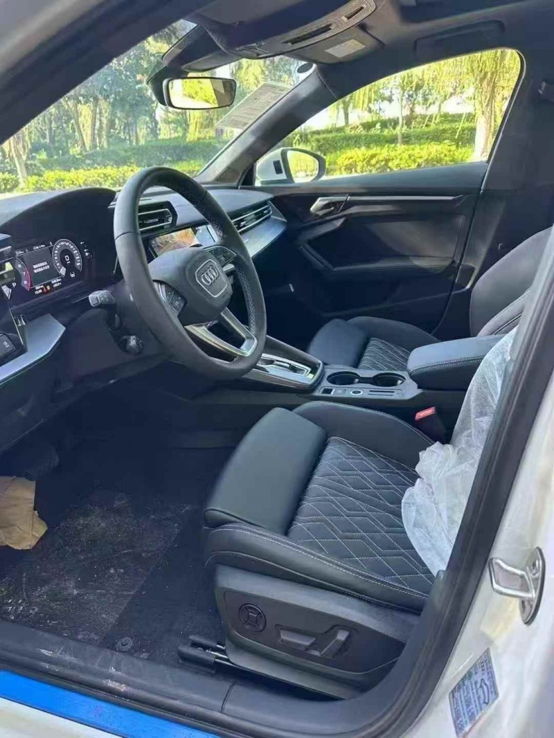 青岛25年奥迪A35