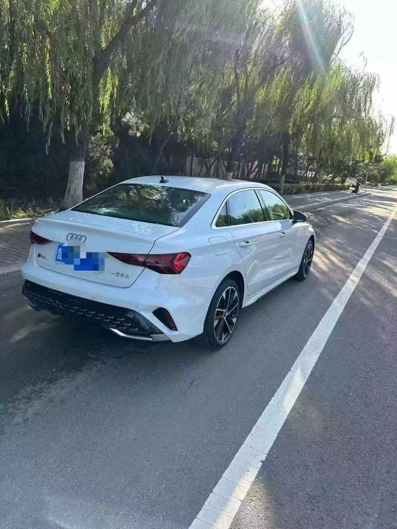 青岛25年奥迪A37