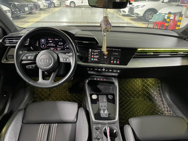 成都23年奥迪A38