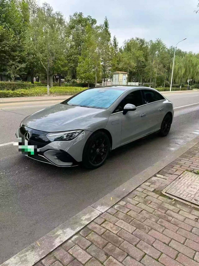 淄博23年奔驰EQE2