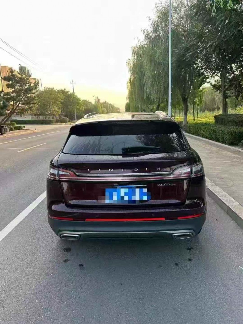 青岛19年林肯航海家9