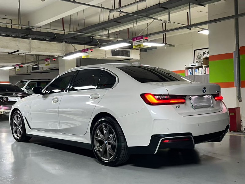 成都23年宝马i39