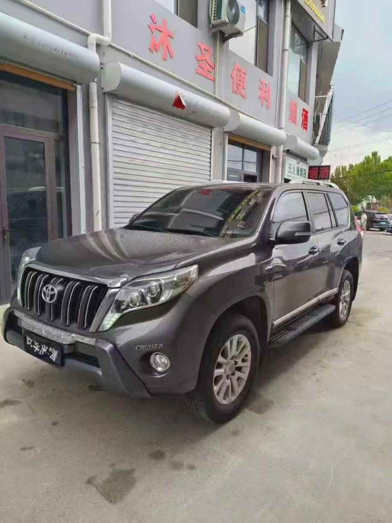 运城18年丰田普拉多2