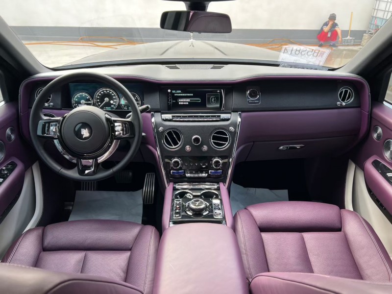 唐山23年劳斯莱斯库里南4