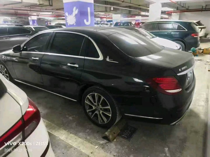 台州18年奔驰E7