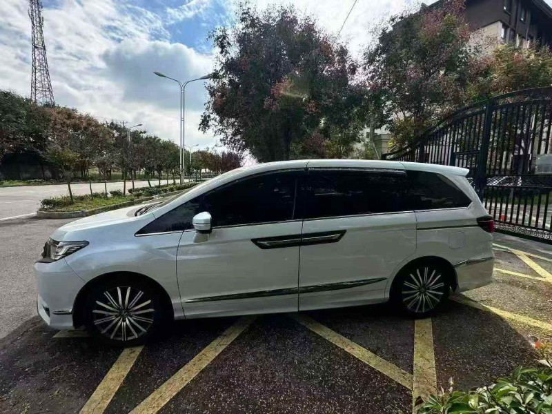 常州24年本田艾力绅3