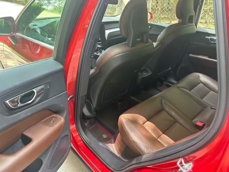 济宁22年沃尔沃XC603