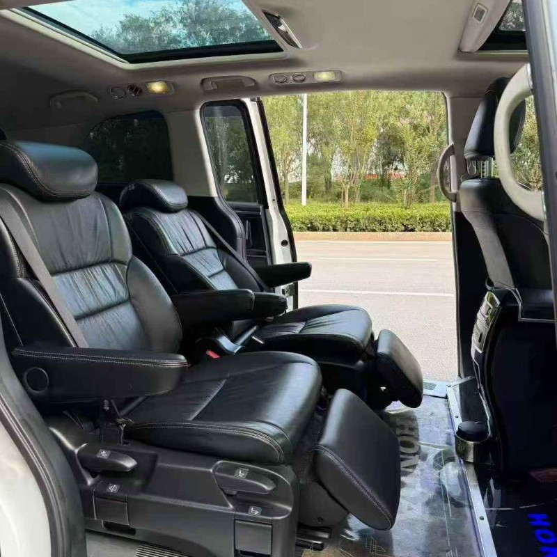 淄博18年本田艾力绅4