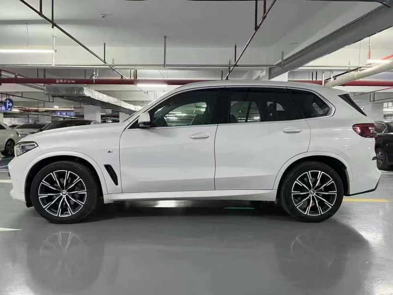 深圳19年宝马X57