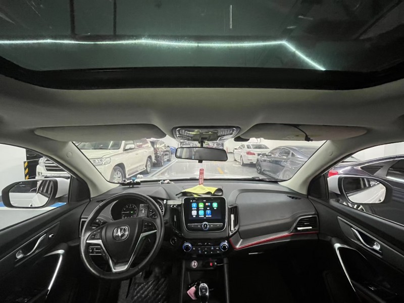 深圳17年长安汽车CS555