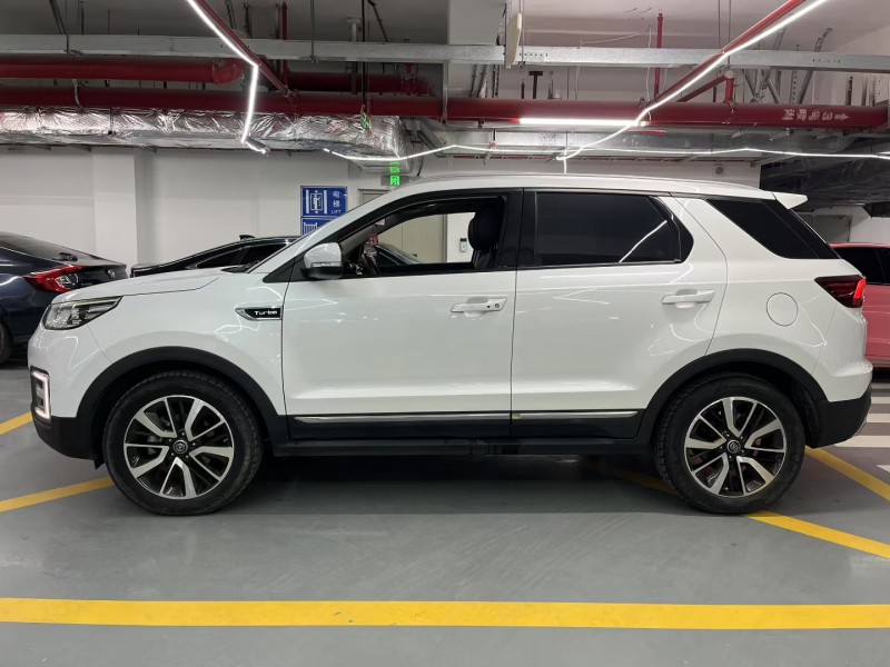 深圳17年长安汽车CS557