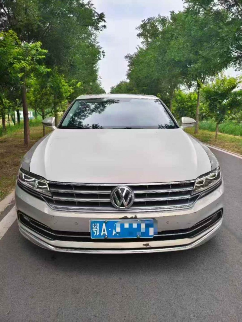 秦皇岛17年大众辉昂1