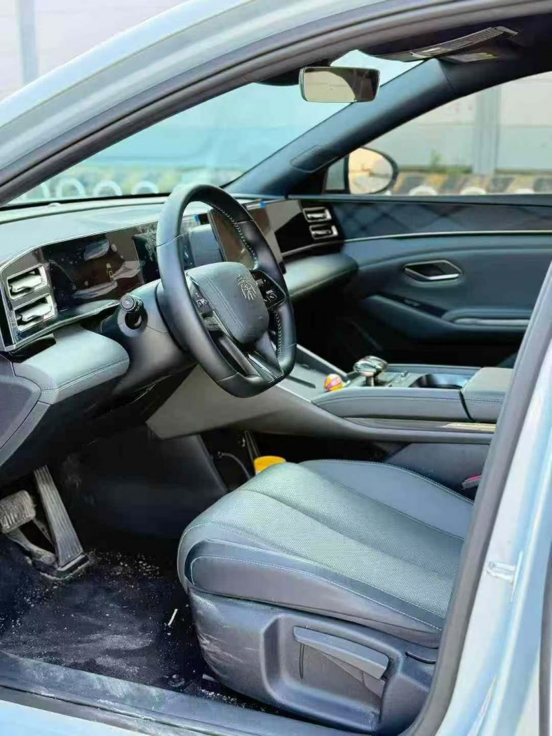 深圳24年比亚迪秦4