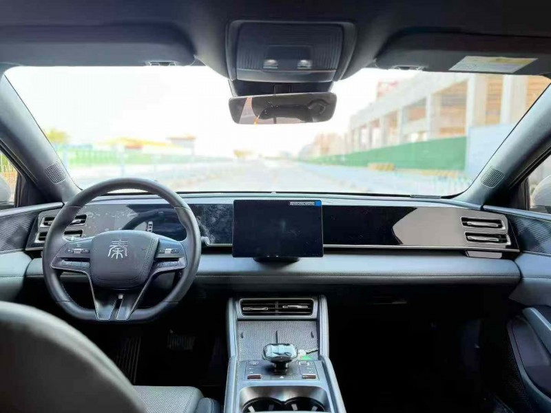 深圳24年比亚迪秦5