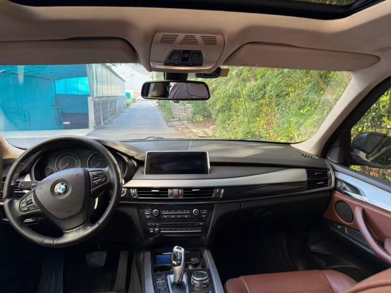 青岛15年宝马X56