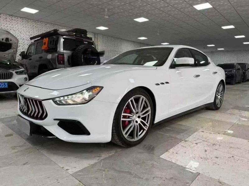 秦皇岛15年玛莎拉蒂Ghibli2