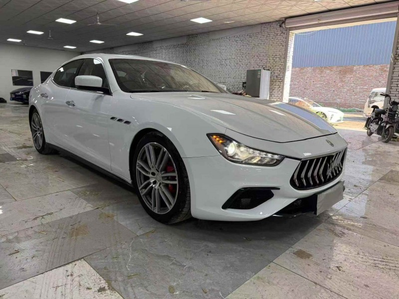 秦皇岛15年玛莎拉蒂Ghibli3