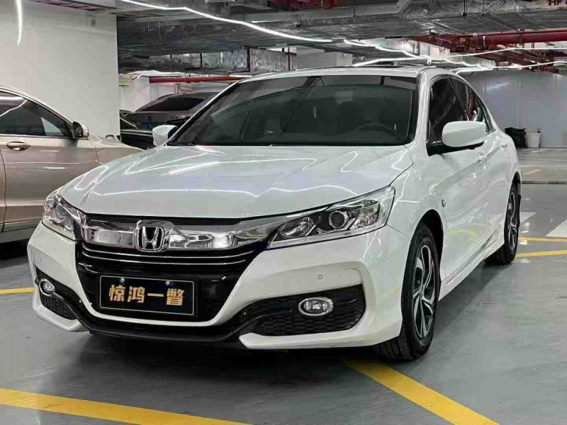 深圳17年本田雅阁2