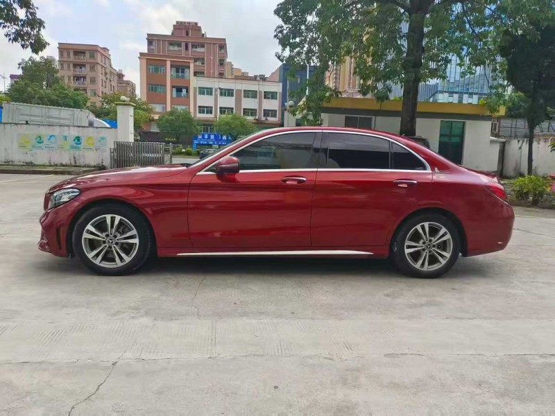 东莞21年奔驰C8
