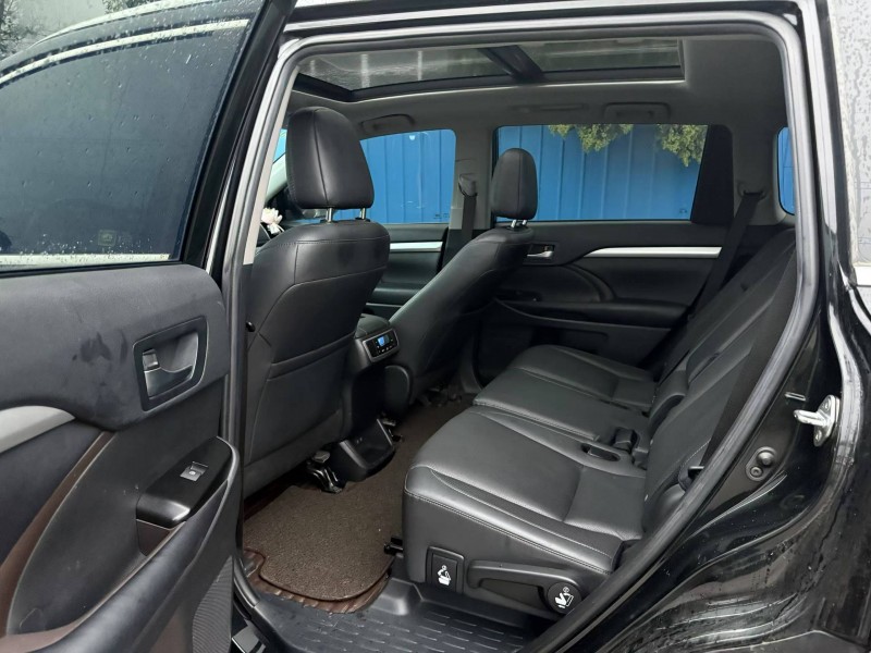 新乡19年丰田汉兰达6