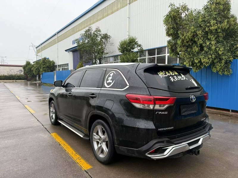 新乡19年丰田汉兰达7