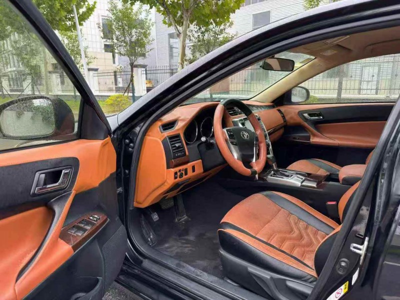 徐州14年丰田锐志7