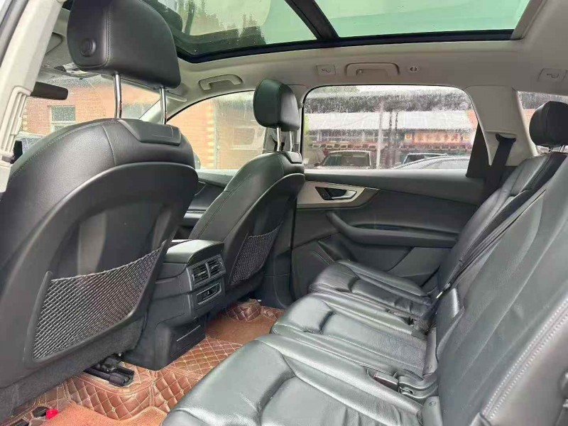 淄博17年奥迪Q76