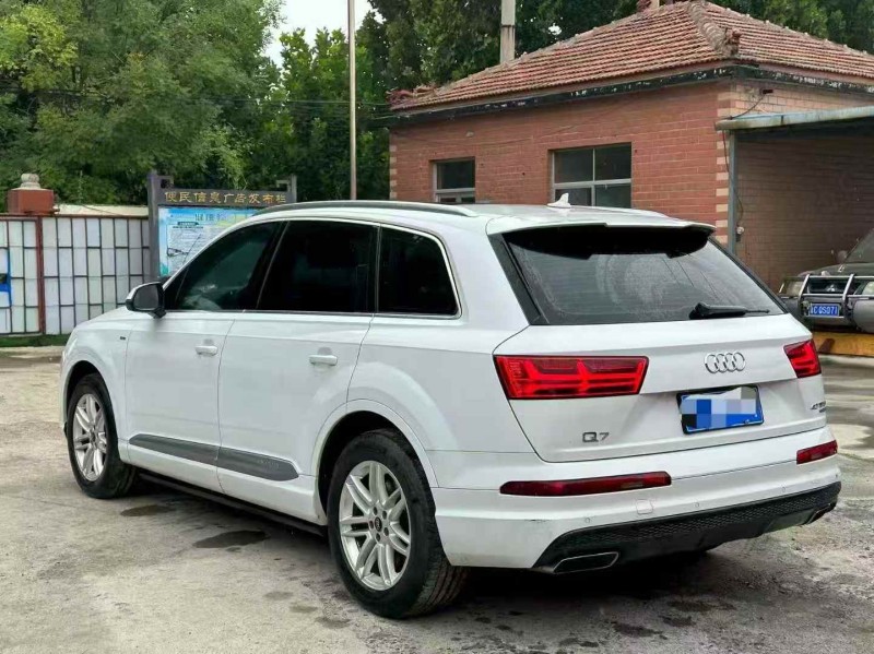 淄博17年奥迪Q77
