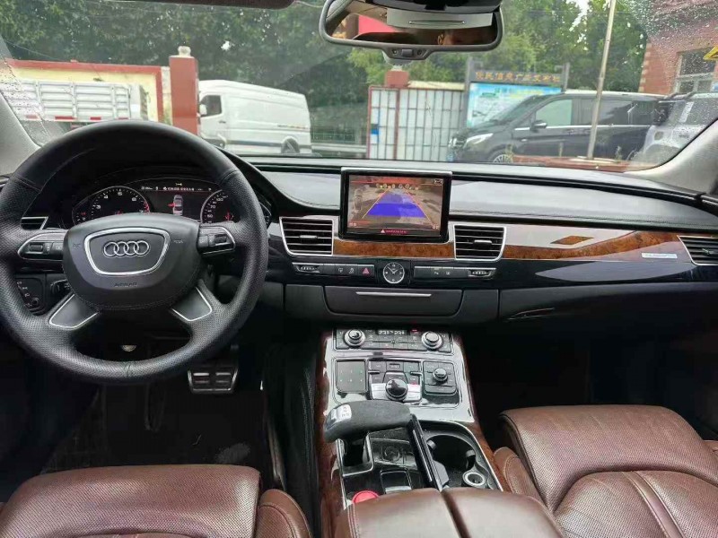 淄博11年奥迪A8L3