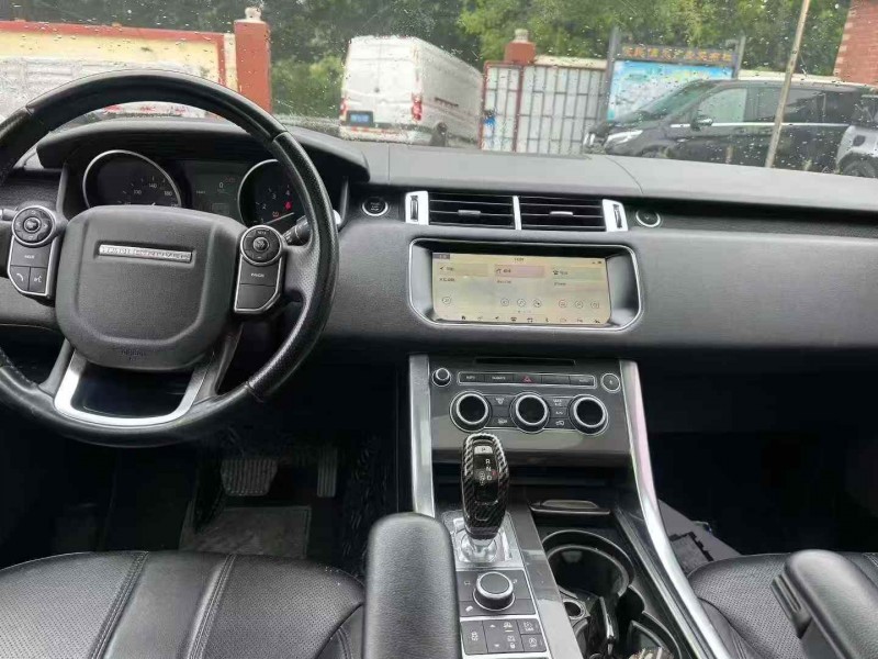 淄博17年路虎揽胜运动5