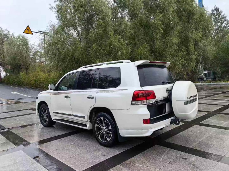 温州15年丰田兰德酷路泽8