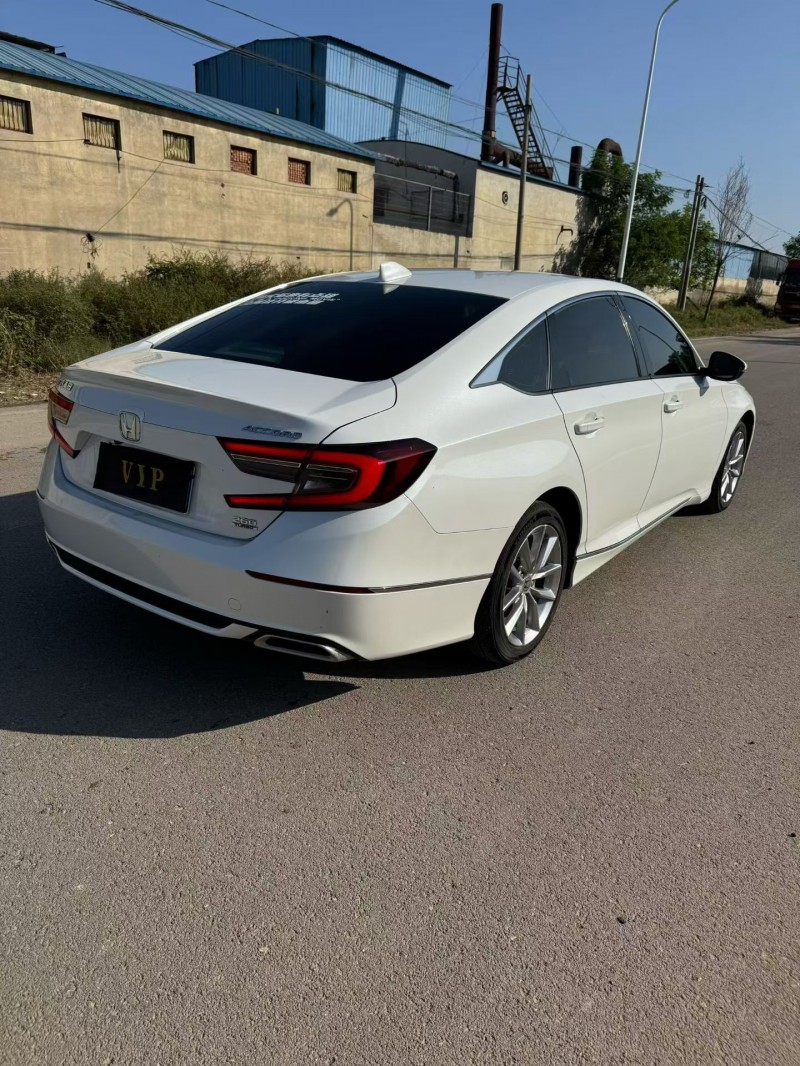 秦皇岛22年本田雅阁7