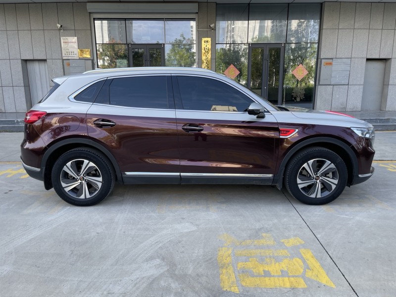 济宁21年红旗HS58