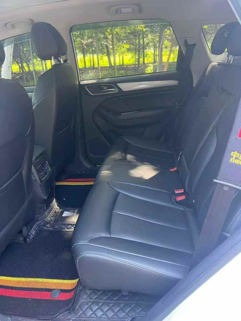 潍坊21年荣威RX56