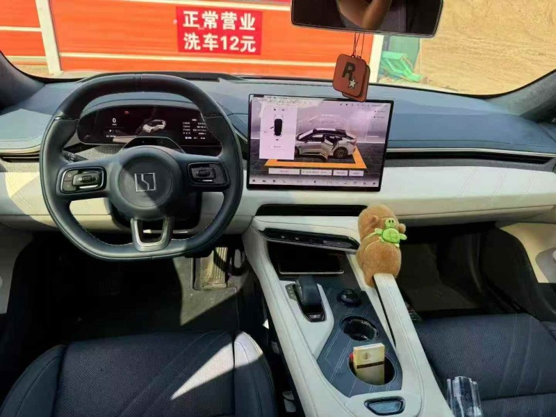 保定25年极氪汽车0014