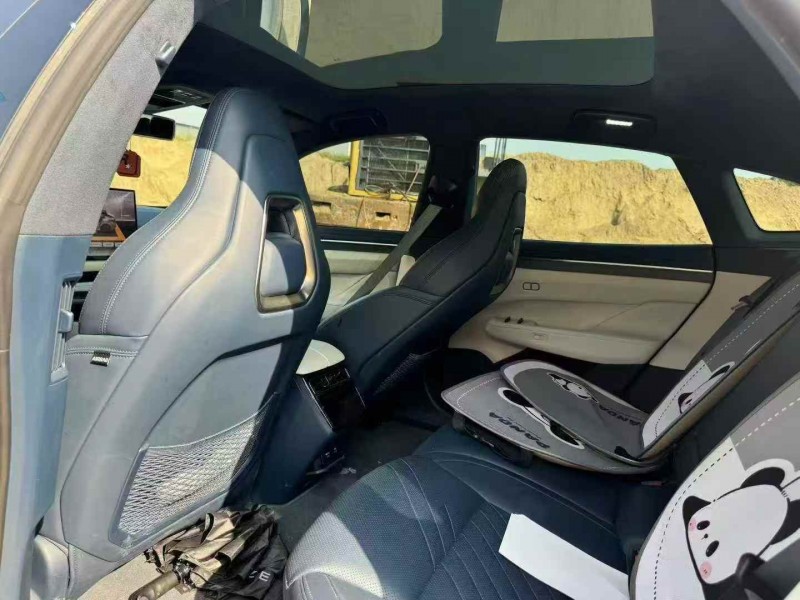 保定25年极氪汽车0016