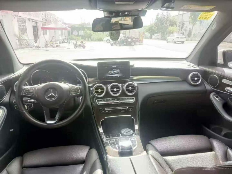 枣庄19年奔驰GLC4