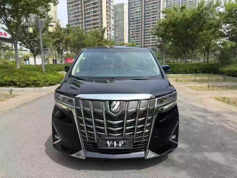 南京17年丰田埃尔法1