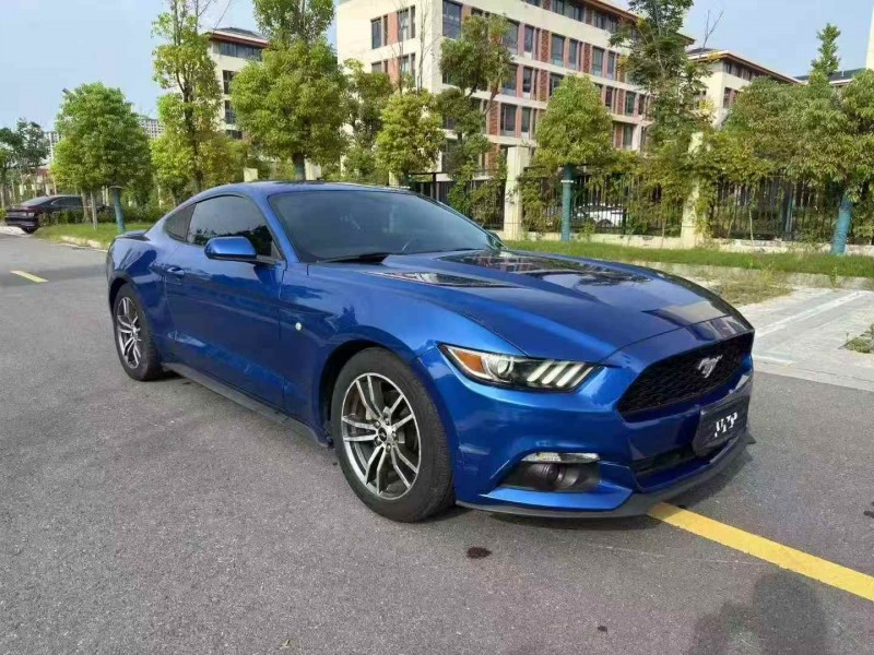 南京18年福特野马2