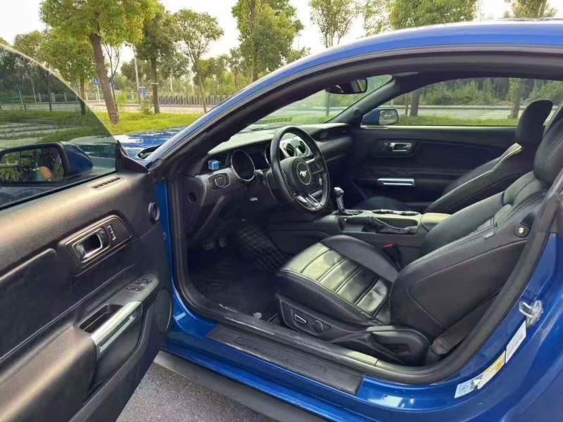 南京18年福特野马4