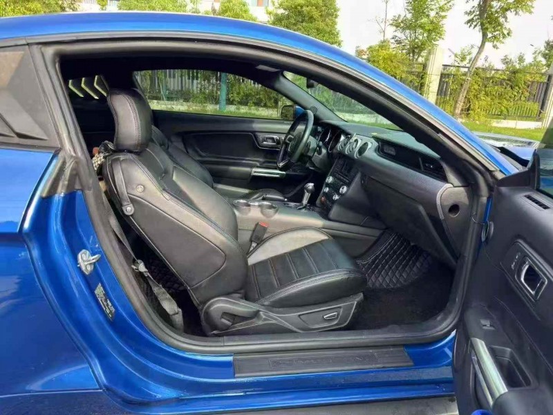 南京18年福特野马5