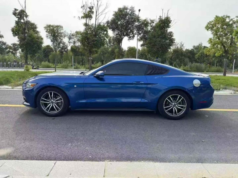 南京18年福特野马6