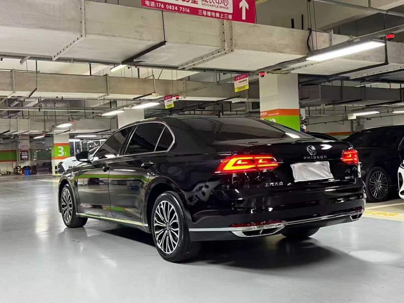 泸州22年大众辉昂9