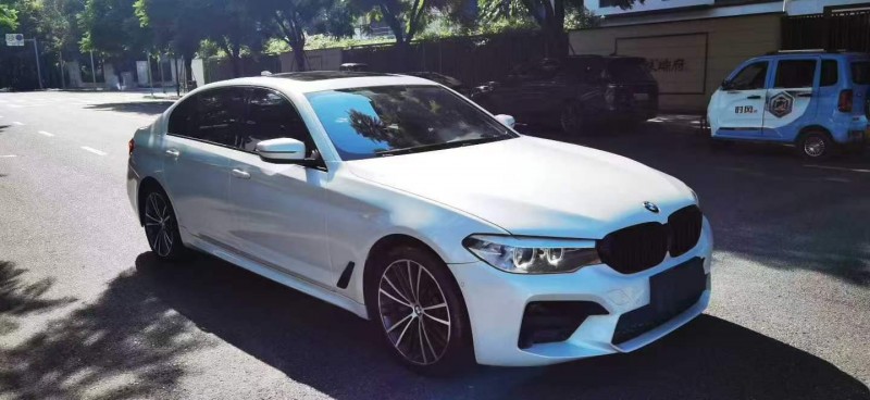 自贡19年宝马5系2