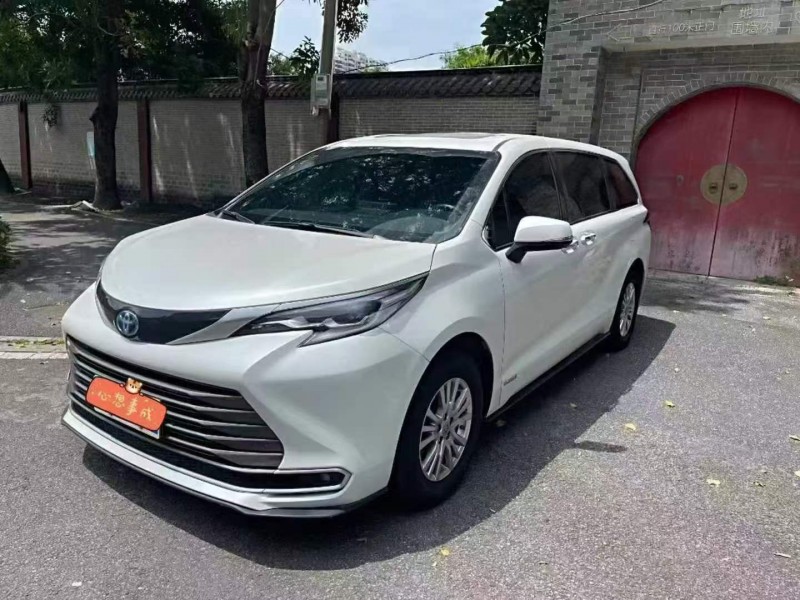 韶关22年丰田塞纳2